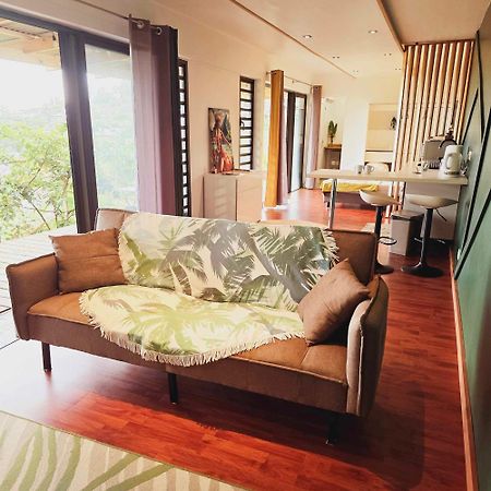 Fare Toahana, Accommodation With A Ocean View 帕皮提 外观 照片