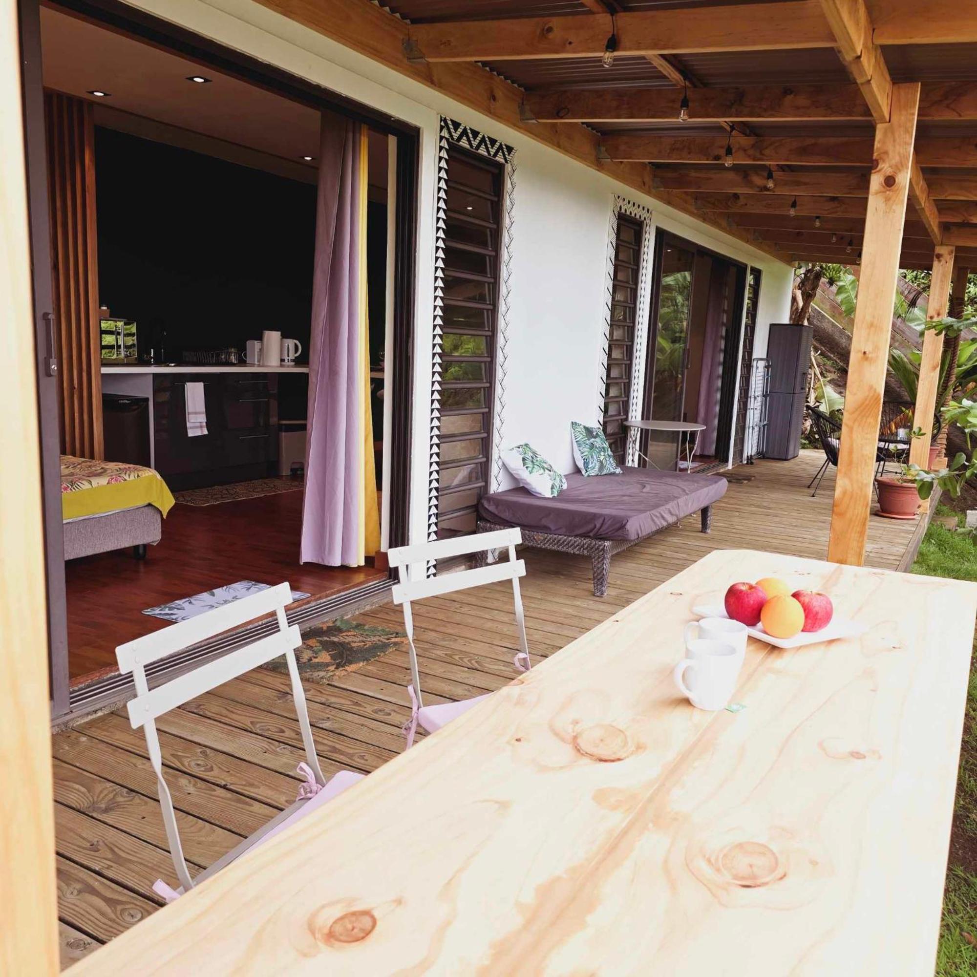Fare Toahana, Accommodation With A Ocean View 帕皮提 外观 照片